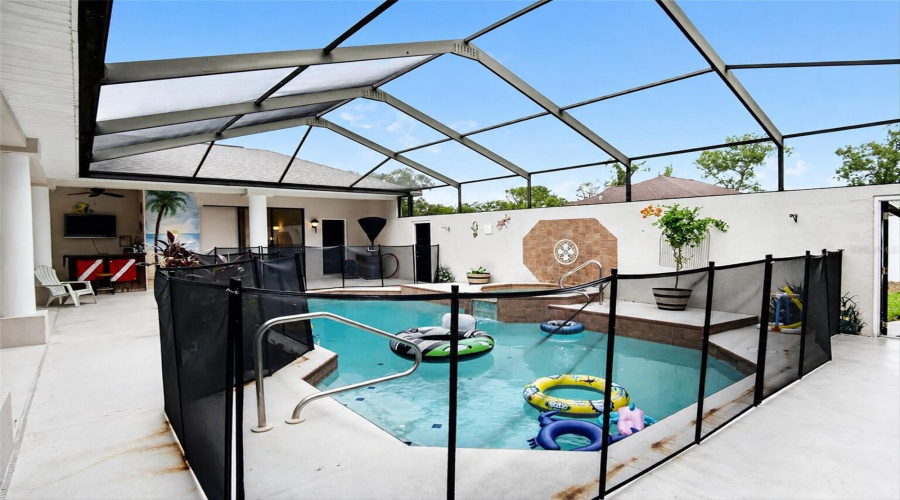 Weeki Wachee, Florida 34613, 3 Bedroom Bedrooms, ,3 Bathroombathrooms,Residential,For Sale,Mavis,0,Mfrtb8533945