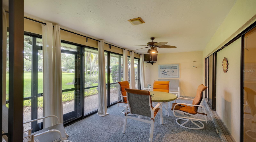 Enclosed Lanai, Perfect For Year Round Enjoyment