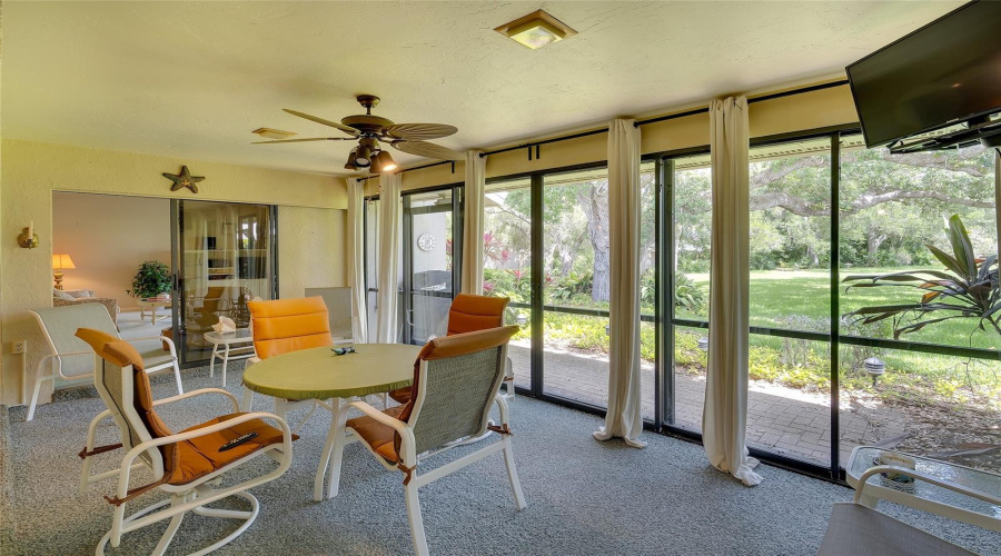 Private Location With A Spacious &Quot;Depth Of View&Quot;