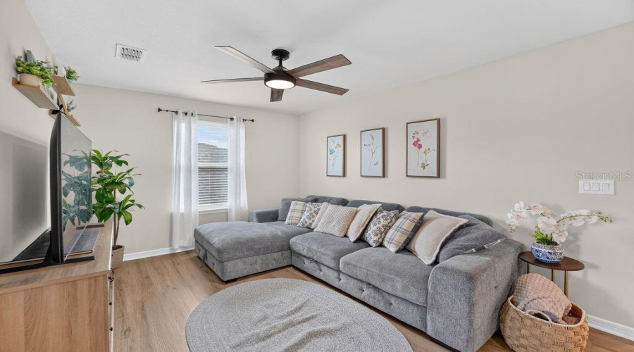Clermont, Florida 34714, 5 Bedroom Bedrooms, ,3 Bathroombathrooms,Residential,For Sale,Saw Palmetto,0,Mfro6436347