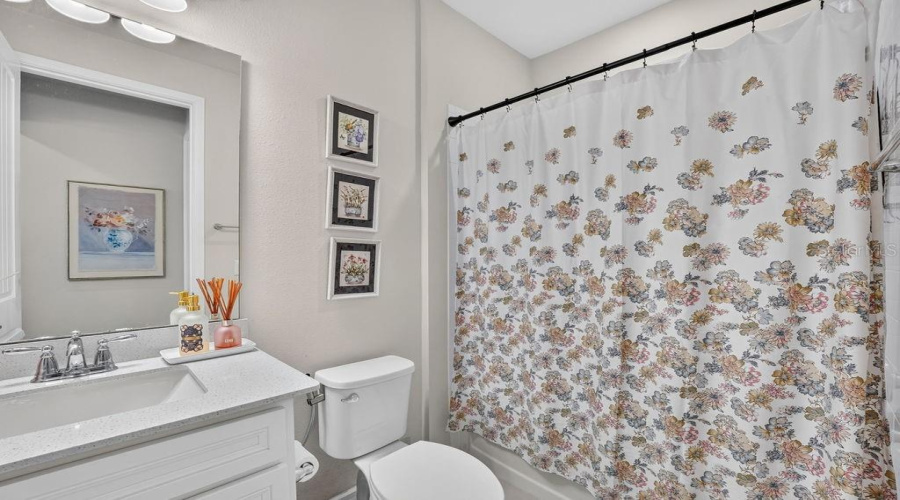Clermont, Florida 34714, 5 Bedroom Bedrooms, ,3 Bathroombathrooms,Residential,For Sale,Saw Palmetto,0,Mfro6436347