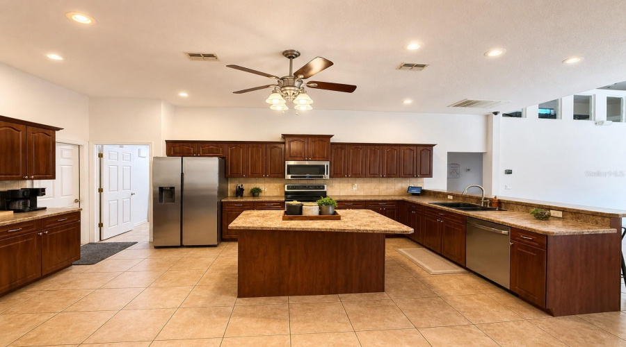 Brooksville, Florida 34601, 5 Bedroom Bedrooms, ,3 Bathroombathrooms,Residential,For Sale,Ladyhawk,0,Mfrtb8540624
