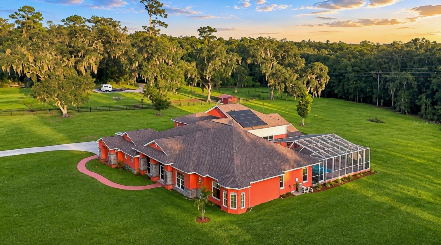 Brooksville, Florida 34601, 5 Bedroom Bedrooms, ,3 Bathroombathrooms,Residential,For Sale,Ladyhawk,0,Mfrtb8540624