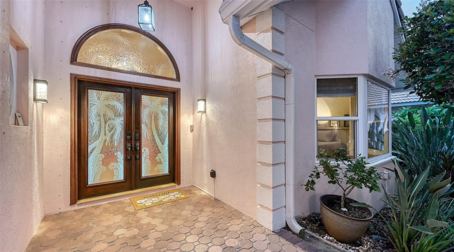 Sarasota, Florida 34243, 3 Bedroom Bedrooms, ,4 Bathroombathrooms,Residential,For Sale,Golf Pointe,0,Mfra4701969