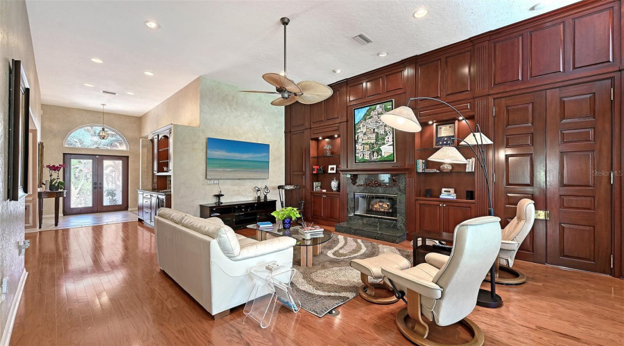 Sarasota, Florida 34243, 3 Bedroom Bedrooms, ,4 Bathroombathrooms,Residential,For Sale,Golf Pointe,0,Mfra4701969