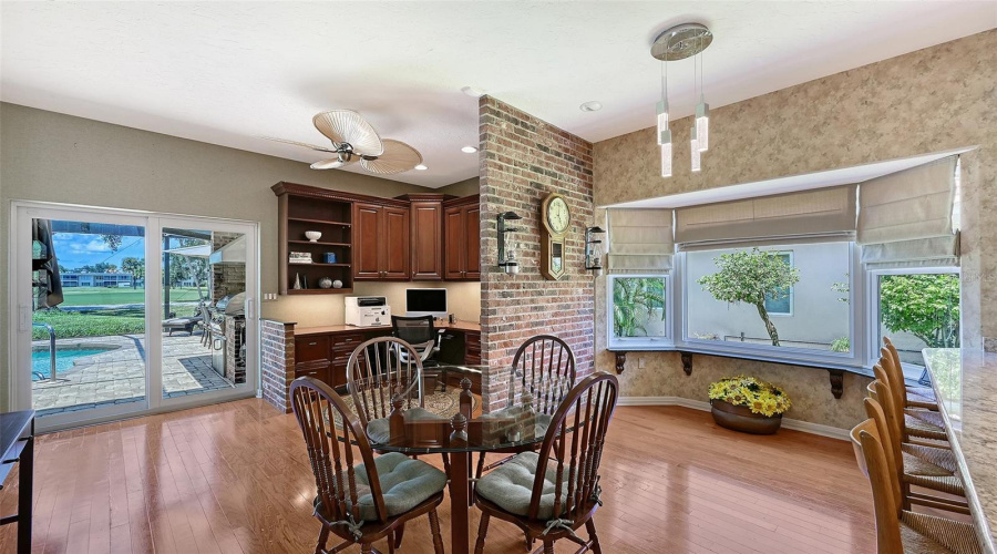Sarasota, Florida 34243, 3 Bedroom Bedrooms, ,4 Bathroombathrooms,Residential,For Sale,Golf Pointe,0,Mfra4701969