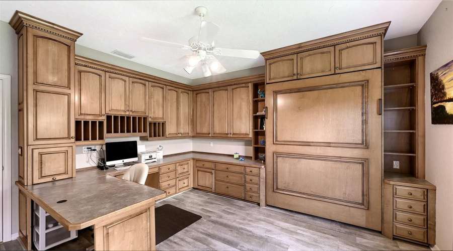 Sarasota, Florida 34243, 3 Bedroom Bedrooms, ,4 Bathroombathrooms,Residential,For Sale,Golf Pointe,0,Mfra4701969
