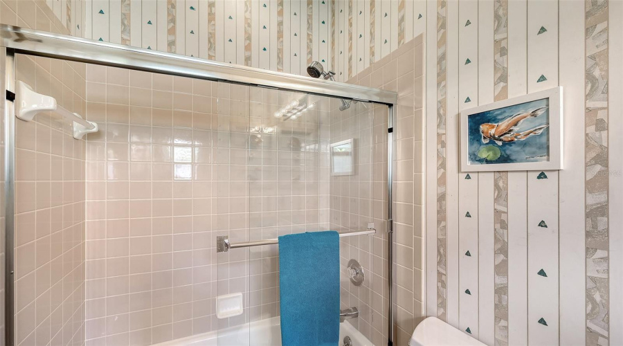 Sarasota, Florida 34243, 3 Bedroom Bedrooms, ,4 Bathroombathrooms,Residential,For Sale,Golf Pointe,0,Mfra4701969