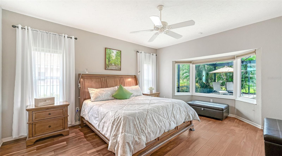 Sarasota, Florida 34243, 3 Bedroom Bedrooms, ,4 Bathroombathrooms,Residential,For Sale,Golf Pointe,0,Mfra4701969