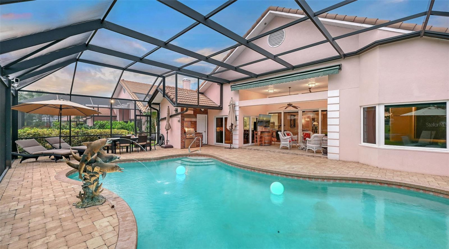Sarasota, Florida 34243, 3 Bedroom Bedrooms, ,4 Bathroombathrooms,Residential,For Sale,Golf Pointe,0,Mfra4701969