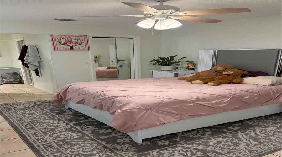 Lakeland, Florida 33813, 3 Bedroom Bedrooms, ,2 Bathroombathrooms,Residential,For Sale,Sunny Land,0,Mfrl4962595