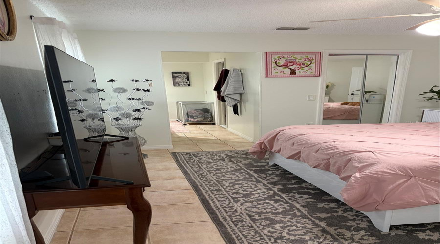 Lakeland, Florida 33813, 3 Bedroom Bedrooms, ,2 Bathroombathrooms,Residential,For Sale,Sunny Land,0,Mfrl4962595