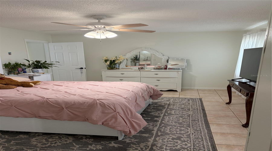 Lakeland, Florida 33813, 3 Bedroom Bedrooms, ,2 Bathroombathrooms,Residential,For Sale,Sunny Land,0,Mfrl4962595