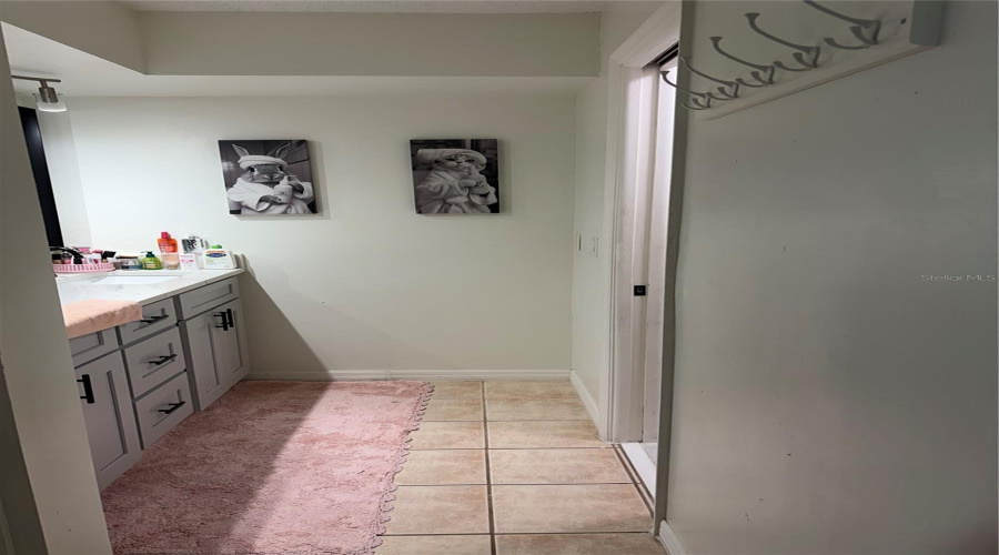 Lakeland, Florida 33813, 3 Bedroom Bedrooms, ,2 Bathroombathrooms,Residential,For Sale,Sunny Land,0,Mfrl4962595