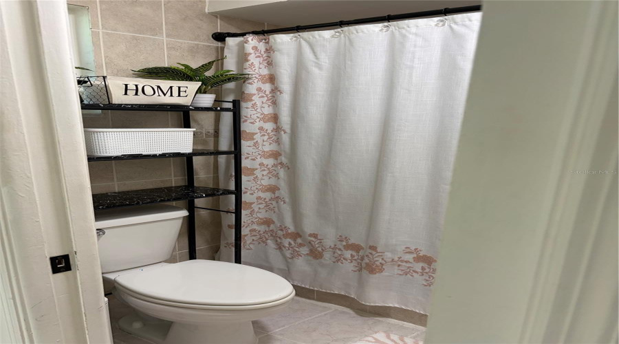 Lakeland, Florida 33813, 3 Bedroom Bedrooms, ,2 Bathroombathrooms,Residential,For Sale,Sunny Land,0,Mfrl4962595