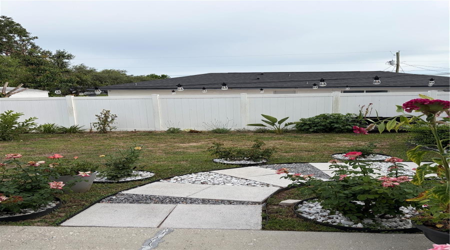 Lakeland, Florida 33813, 3 Bedroom Bedrooms, ,2 Bathroombathrooms,Residential,For Sale,Sunny Land,0,Mfrl4962595