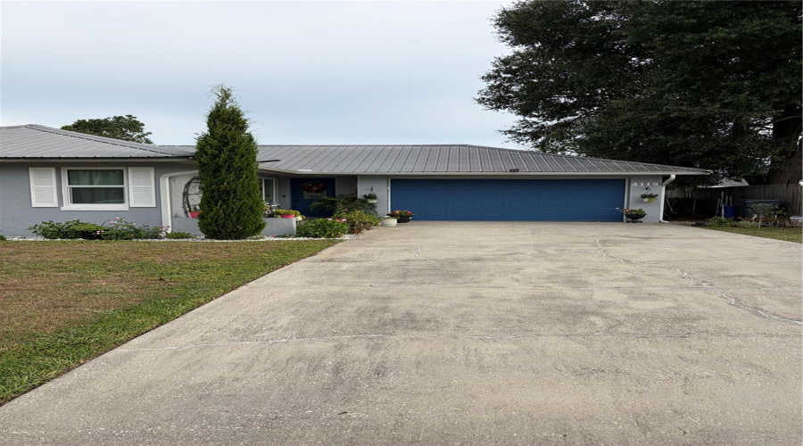 Lakeland, Florida 33813, 3 Bedroom Bedrooms, ,2 Bathroombathrooms,Residential,For Sale,Sunny Land,0,Mfrl4962595