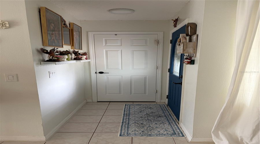 Lakeland, Florida 33813, 3 Bedroom Bedrooms, ,2 Bathroombathrooms,Residential,For Sale,Sunny Land,0,Mfrl4962595
