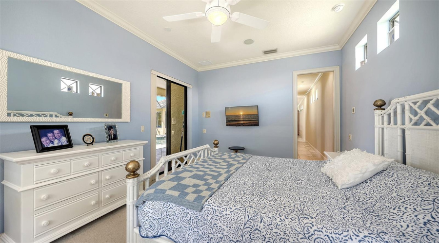 Sarasota, Florida 34238, 3 Bedroom Bedrooms, ,2 Bathroombathrooms,Residential,For Sale,Enclave,0,Mfra4696410