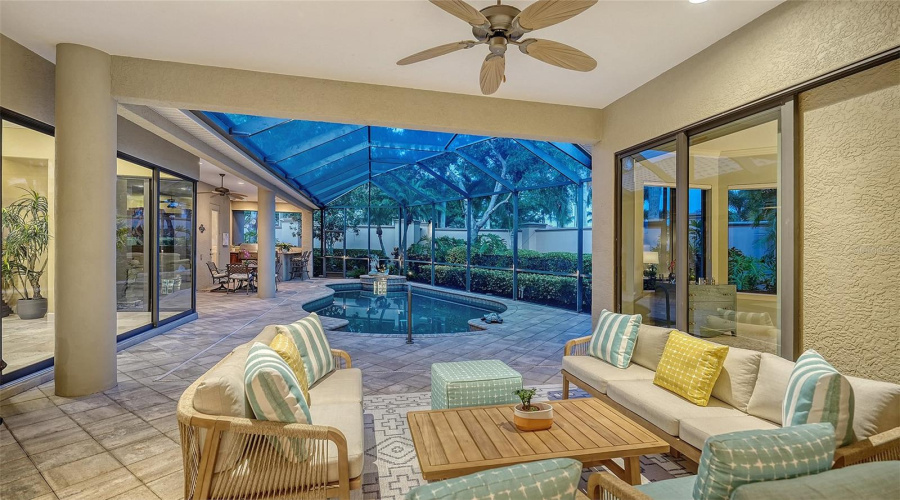 Sarasota, Florida 34238, 3 Bedroom Bedrooms, ,2 Bathroombathrooms,Residential,For Sale,Enclave,0,Mfra4696410