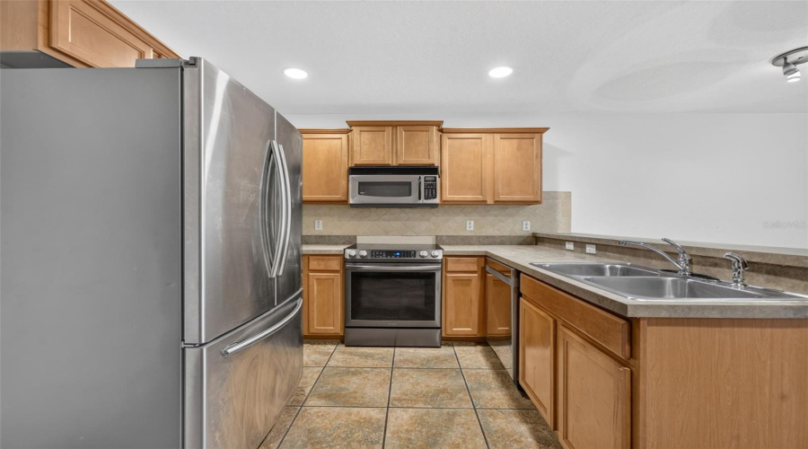 Winter Springs, Florida 32708, 3 Bedroom Bedrooms, ,2 Bathroombathrooms,Residential,For Sale,Tradition,0,Mfro6435344