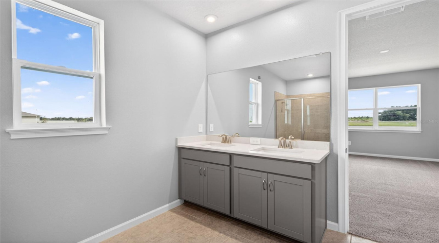 Parrish, Florida 34219, 3 Bedroom Bedrooms, ,2 Bathroombathrooms,Residential,For Sale,Oxeye,0,Mfrtb8502485