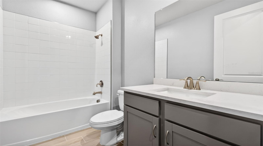 Parrish, Florida 34219, 3 Bedroom Bedrooms, ,2 Bathroombathrooms,Residential,For Sale,Oxeye,0,Mfrtb8502485