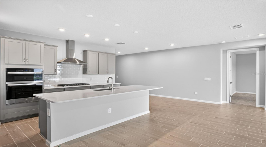 Parrish, Florida 34219, 3 Bedroom Bedrooms, ,2 Bathroombathrooms,Residential,For Sale,Oxeye,0,Mfrtb8502485