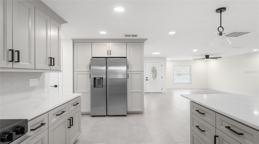 Orlando, Florida 32807, 4 Bedroom Bedrooms, ,2 Bathroombathrooms,Residential,For Sale,Jeannine,0,Mfro6433290