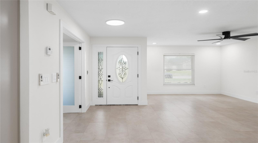 Orlando, Florida 32807, 4 Bedroom Bedrooms, ,2 Bathroombathrooms,Residential,For Sale,Jeannine,0,Mfro6433290