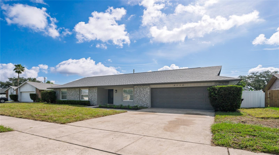 Orlando, Florida 32807, 4 Bedroom Bedrooms, ,2 Bathroombathrooms,Residential,For Sale,Jeannine,0,Mfro6433290