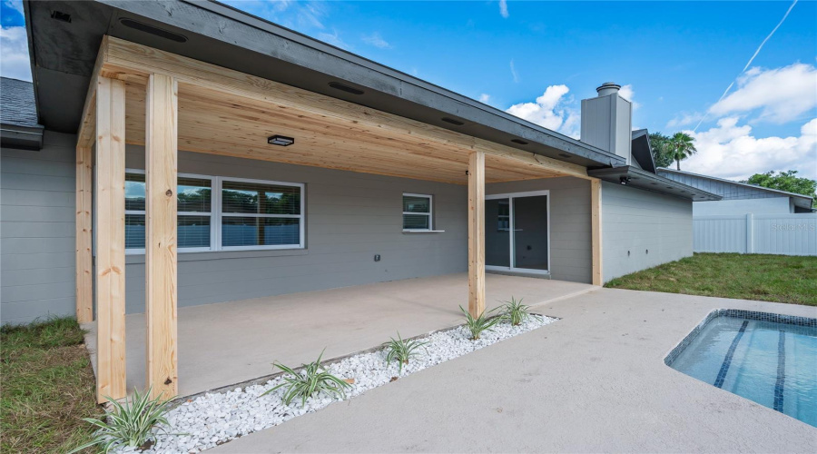 Orlando, Florida 32807, 4 Bedroom Bedrooms, ,2 Bathroombathrooms,Residential,For Sale,Jeannine,0,Mfro6433290
