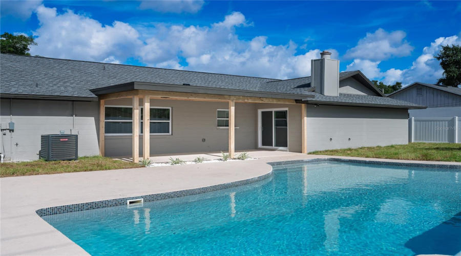 Orlando, Florida 32807, 4 Bedroom Bedrooms, ,2 Bathroombathrooms,Residential,For Sale,Jeannine,0,Mfro6433290