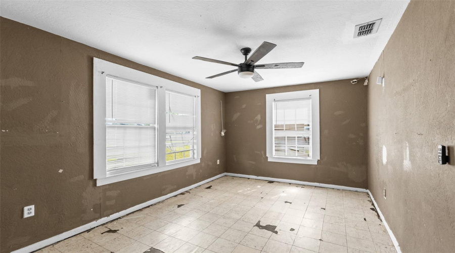 Panama City, Florida 32404, 2 Bedroom Bedrooms, ,1 Bathroombathrooms,Residential,For Sale,Cherry,0,Mfrtb8538552