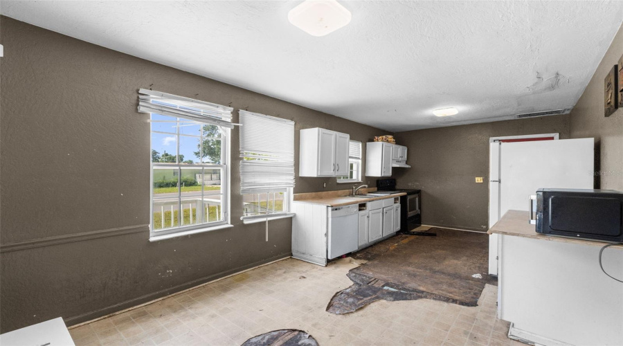 Panama City, Florida 32404, 2 Bedroom Bedrooms, ,1 Bathroombathrooms,Residential,For Sale,Cherry,0,Mfrtb8538552
