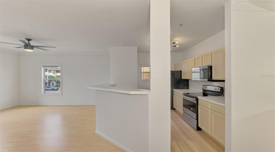 Bradenton, Florida 34210, 1 Bedroom Bedrooms, ,1 Bathroombathrooms,Residential,For Sale,51St,0,Mfra4696807