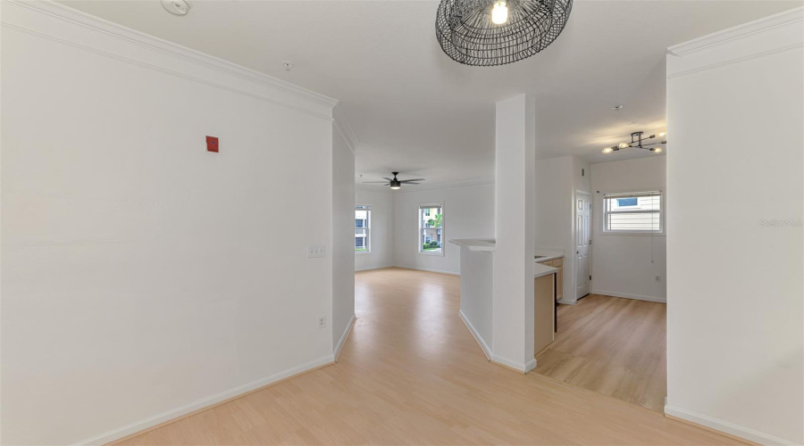 Bradenton, Florida 34210, 1 Bedroom Bedrooms, ,1 Bathroombathrooms,Residential,For Sale,51St,0,Mfra4696807