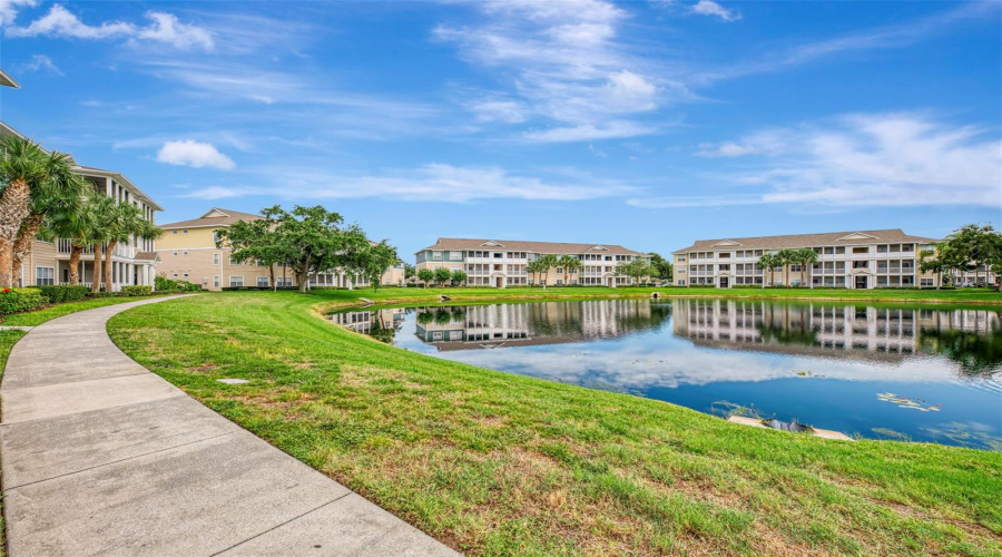 Bradenton, Florida 34210, 1 Bedroom Bedrooms, ,1 Bathroombathrooms,Residential,For Sale,51St,0,Mfra4696807