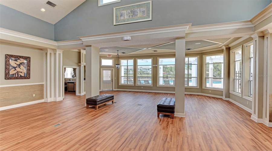 Bradenton, Florida 34210, 1 Bedroom Bedrooms, ,1 Bathroombathrooms,Residential,For Sale,51St,0,Mfra4696807