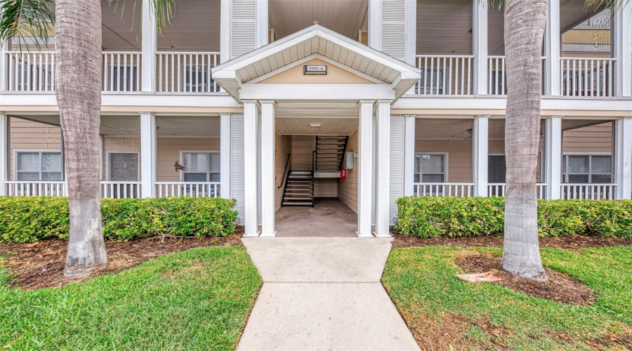 Bradenton, Florida 34210, 1 Bedroom Bedrooms, ,1 Bathroombathrooms,Residential,For Sale,51St,0,Mfra4696807