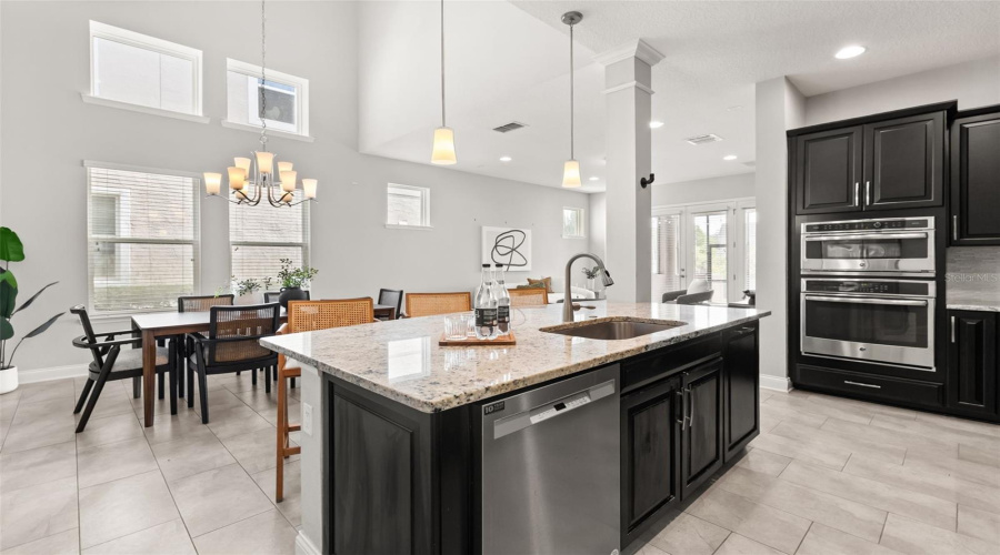 Oviedo, Florida 32765, 4 Bedroom Bedrooms, ,3 Bathroombathrooms,Residential,For Sale,Windy Pine,0,Mfro6415001