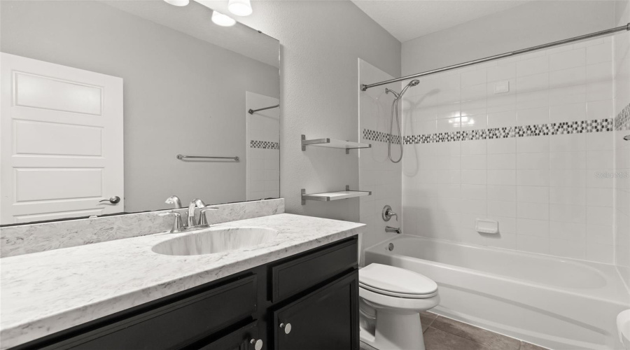 Oviedo, Florida 32765, 4 Bedroom Bedrooms, ,3 Bathroombathrooms,Residential,For Sale,Windy Pine,0,Mfro6415001