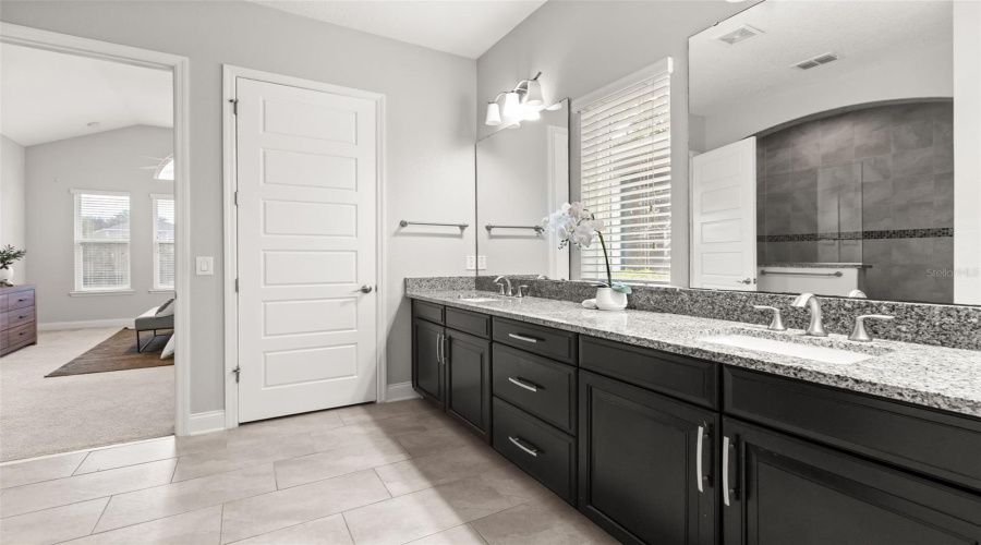 Oviedo, Florida 32765, 4 Bedroom Bedrooms, ,3 Bathroombathrooms,Residential,For Sale,Windy Pine,0,Mfro6415001