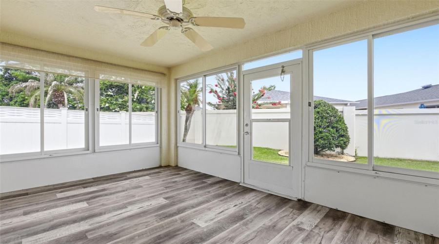 Lanai 1