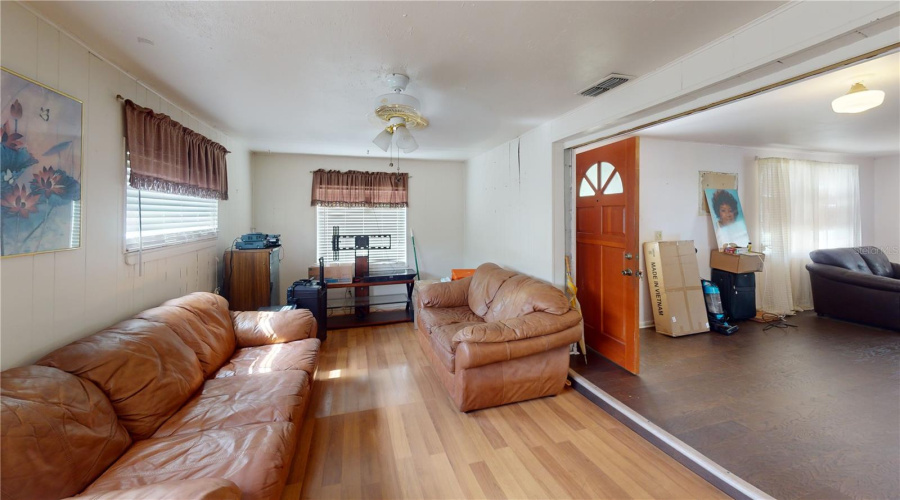 Tampa, Florida 33606, 3 Bedroom Bedrooms, ,1 Bathroombathrooms,Residential,For Sale,North B,0,Mfrtb8541442