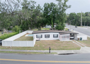 Corner lot