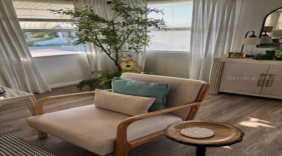 Venice, Florida 34285, 2 Bedroom Bedrooms, ,1 Bathroombathrooms,Residential,For Sale,Carefree,0,Mfrn6142934