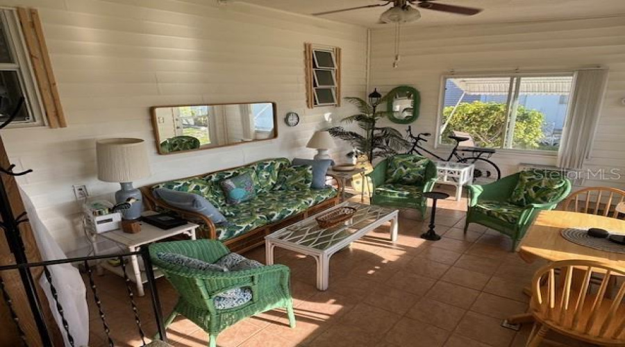 Venice, Florida 34285, 2 Bedroom Bedrooms, ,1 Bathroombathrooms,Residential,For Sale,Carefree,0,Mfrn6142934