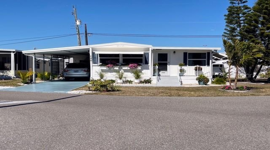 Venice, Florida 34285, 2 Bedroom Bedrooms, ,1 Bathroombathrooms,Residential,For Sale,Carefree,0,Mfrn6142934