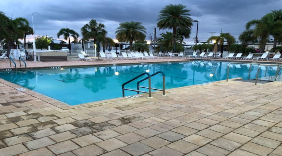 Venice, Florida 34285, 2 Bedroom Bedrooms, ,1 Bathroombathrooms,Residential,For Sale,Carefree,0,Mfrn6142934